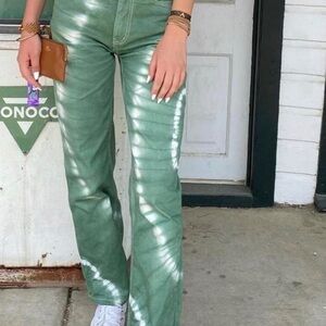 Urban Outfitters BDG High Waisted Boyfriend Jean